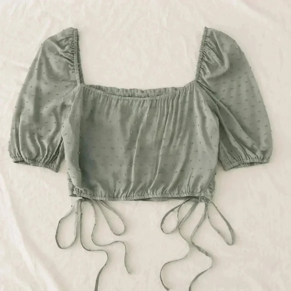 Vylette Drawstring Knot Ruched Crop Top - Picture 3 of 5